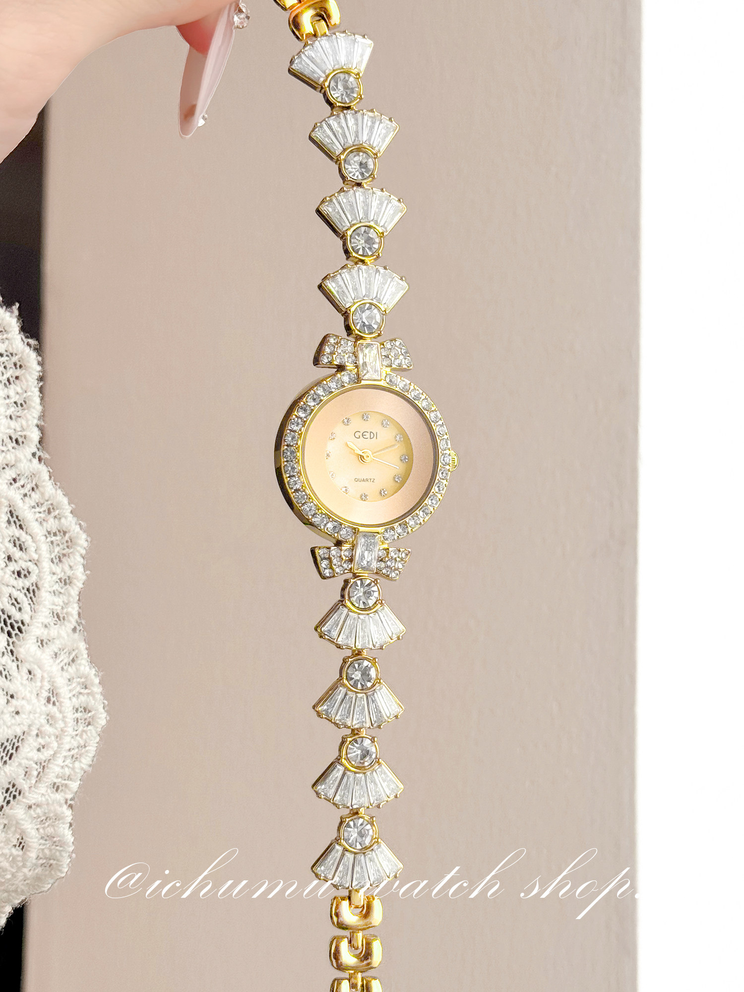 Relógio Feminino Mermaid de Lu - Luxury Watch And Bracelet avaliação e preço