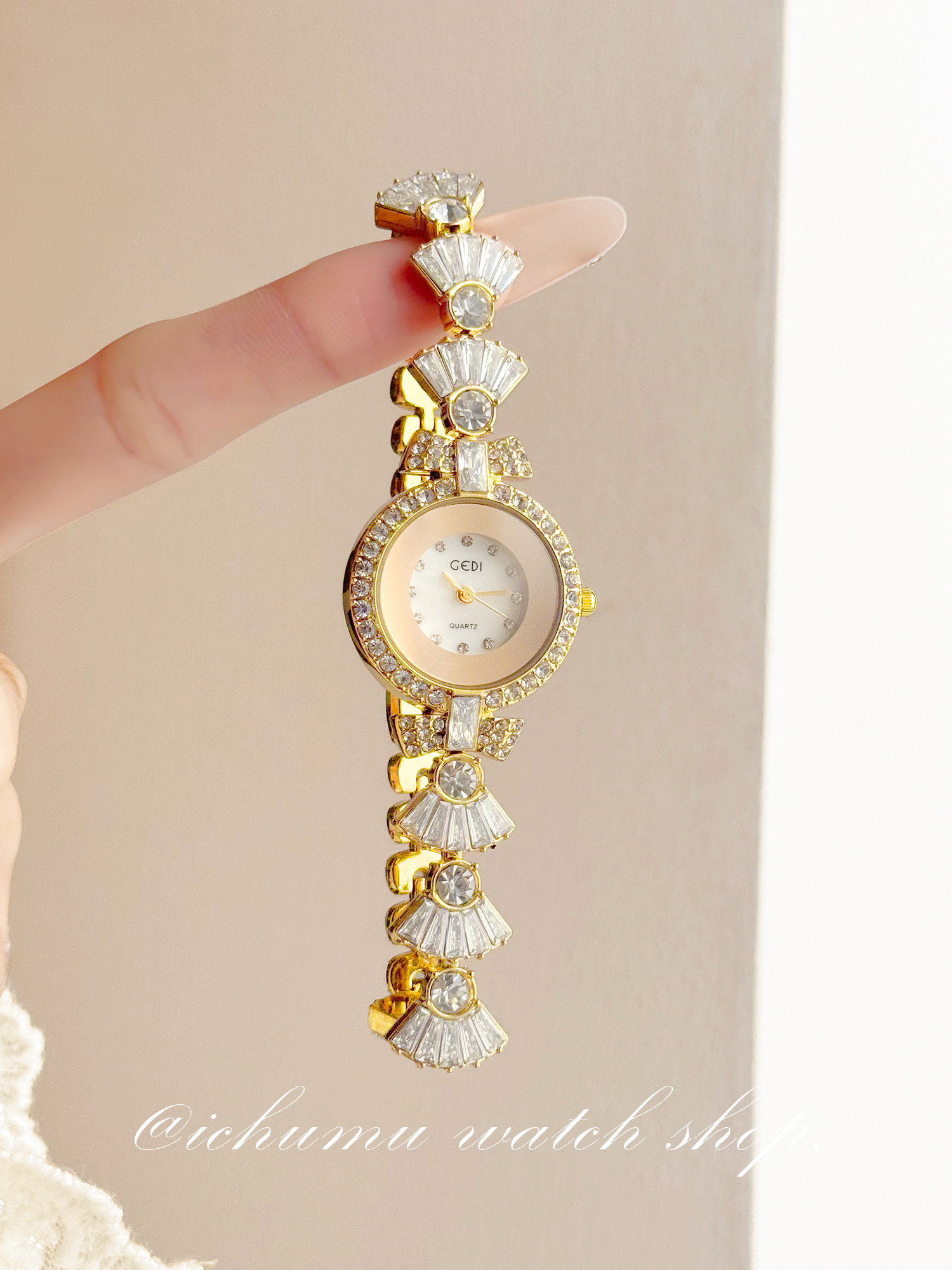 Relógio Feminino Mermaid de Lu - Luxury Watch And Bracelet avaliação e preço