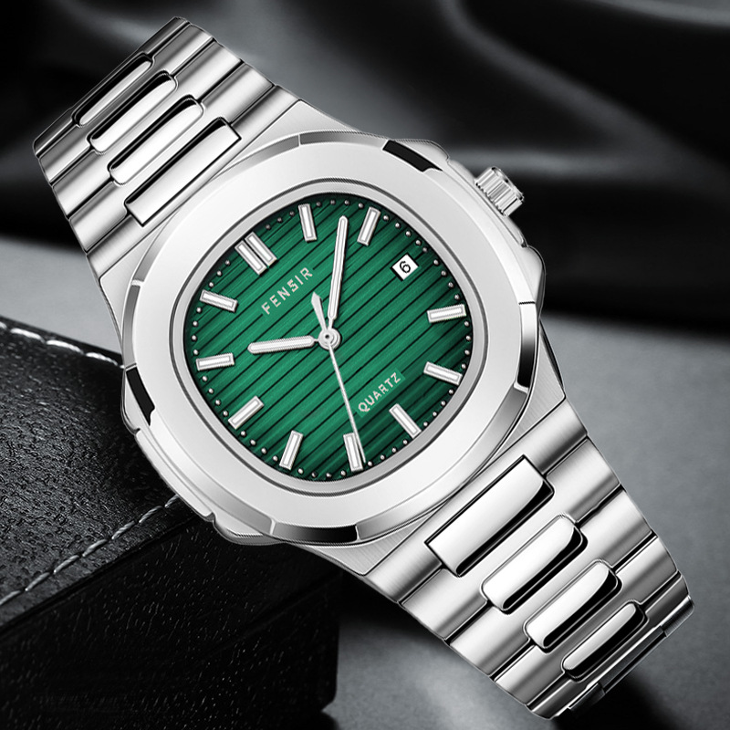 Um Relógio Clássico de Marca p - Luxury Watch Name Brands avaliação e preço
