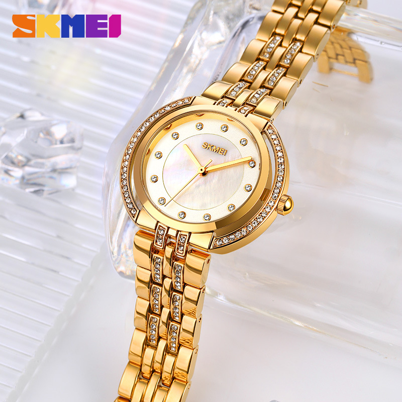Relógio de Pulso Feminino de Q - Luxury Watch And Bracelet avaliação e preço
