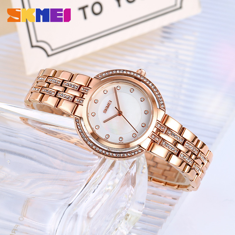 Relógio de Pulso Feminino de Q - Luxury Watch And Bracelet avaliação e preço